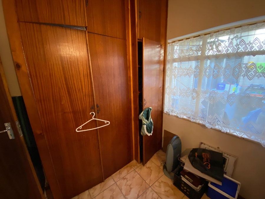 8 Bedroom Property for Sale in Baillie Park North West